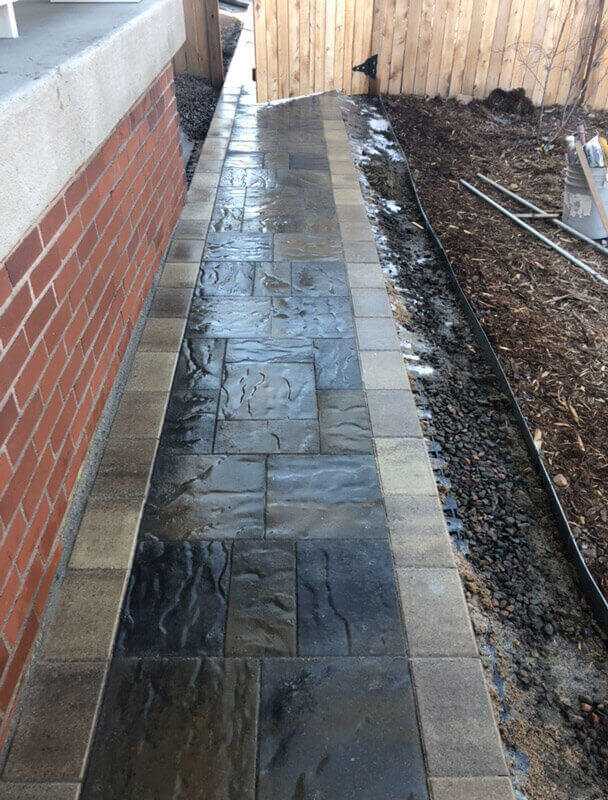 Sidewalk with Pavers